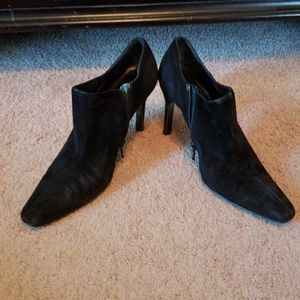 Paloma Italian-Made Heeled Suede booties